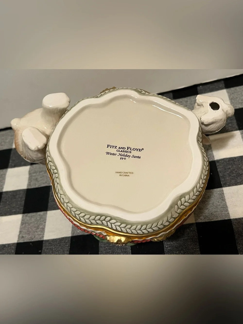 NWT WINTER HOLIDAY SANTA TIDBIT DISH.